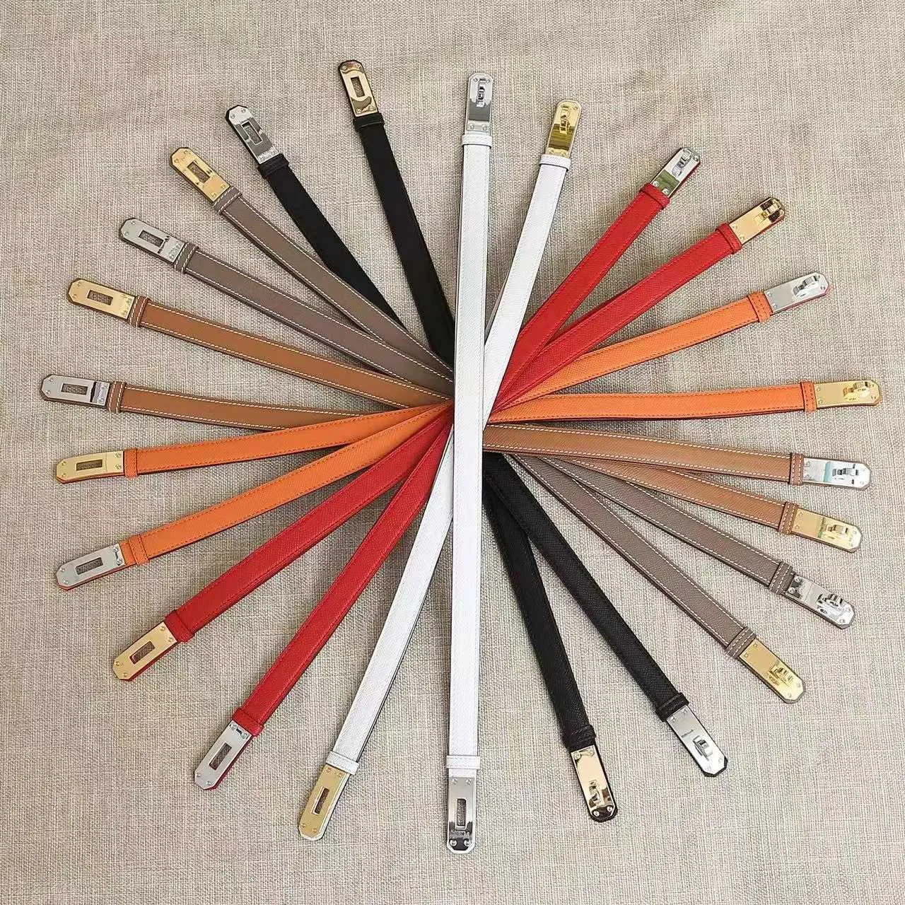 Designer-Gürtel Damengürtel Mode Vintage Business-Gürtel Designer Herren Damen Gold und Silber glänzende Schnalle 2,9 cm_voghion.com