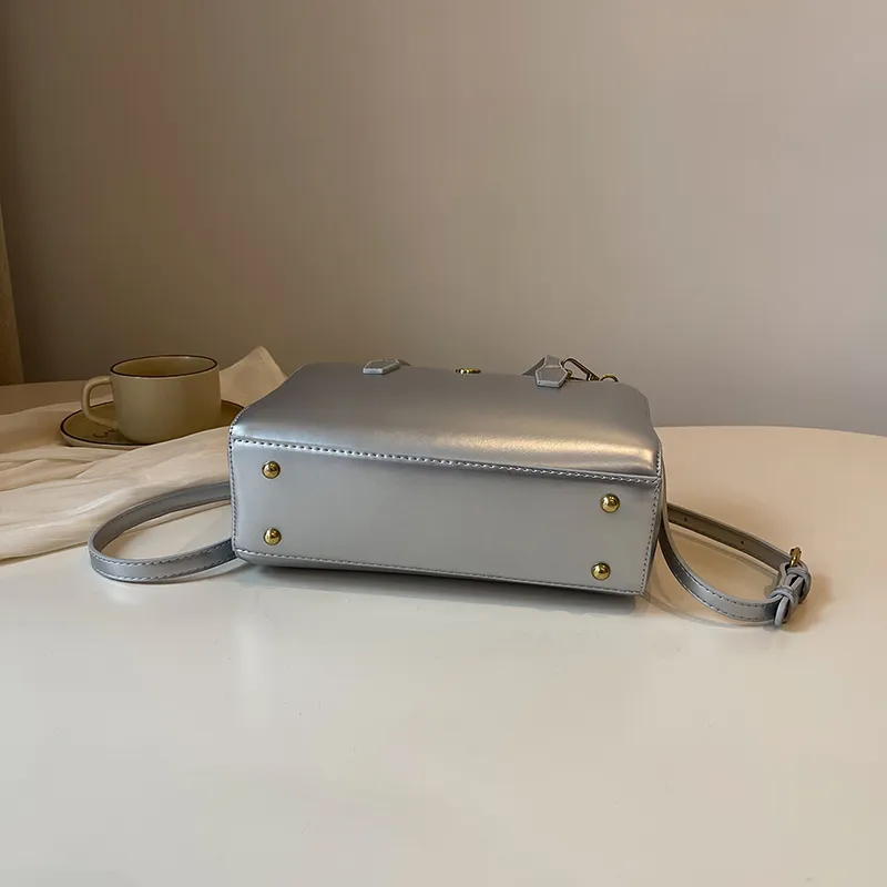 Kordelzug Kleine PU Leder Umhängetaschen Mit Kurzen Griff Für Frauen 2024 Sommer Koreanische Mode Schulter Dame Handtaschen_voghion.com