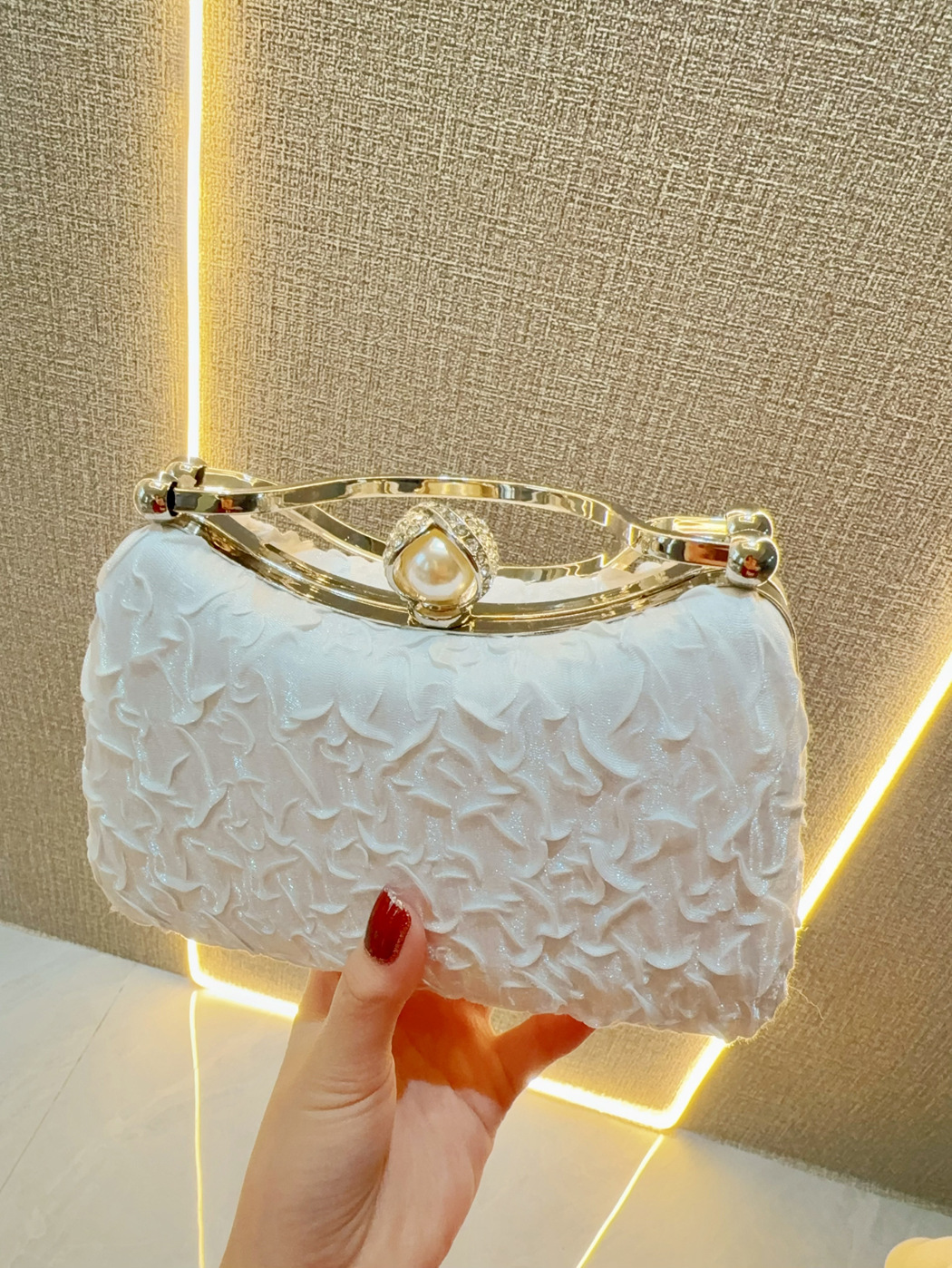 Nuovo abito da sera femminile per celebrità con borsa a 100 pieghe per grande Qipao e borsa per banchetti a tracolla_voghion.com
