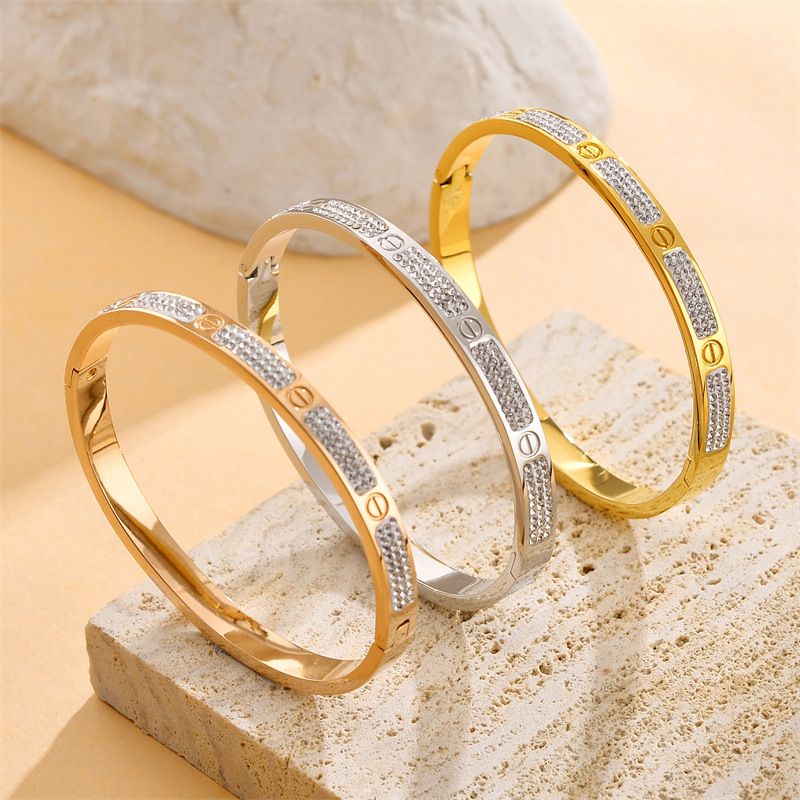 Kaga Man Tian Titanium Steel For Women's Light Fashion Colorless Female Bracelet Jewelry