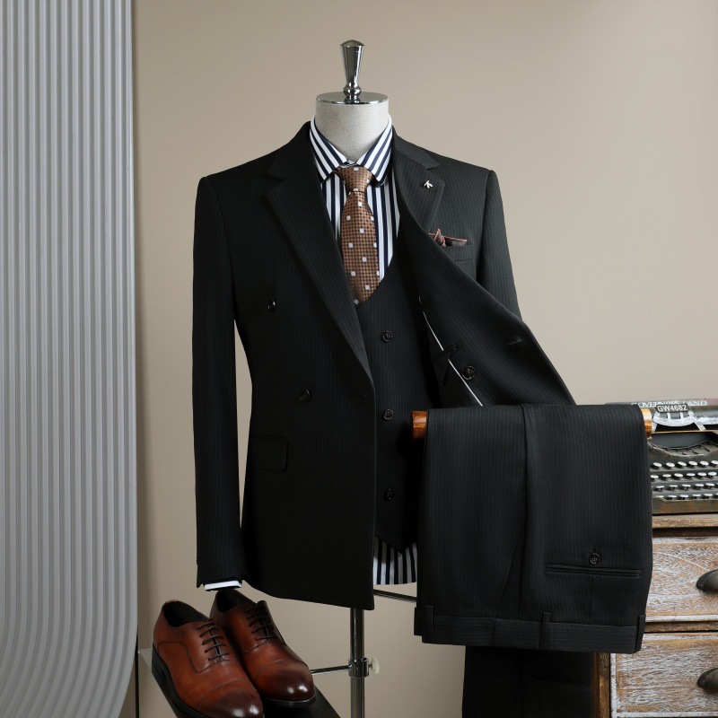 ​Men’s Slim-Fit Blazer Suit Set -Inspired | Double-Breasted & Wrinkle-Free For Weddings & Business​