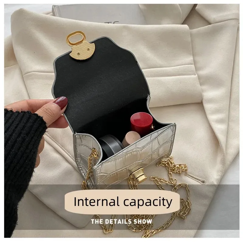 Koreanischen Stil Leder Helle Oberfläche Schulter Kette Mini Umhängetasche Mode Metall Schnalle Kleine Brieftasche Lippenstift Tasche_voghion.com