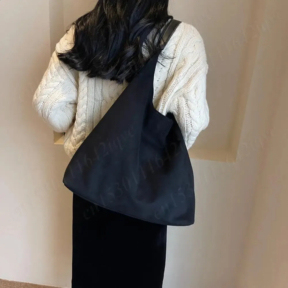 Borsa a tracolla semplice in pelle scamosciata vintage da donna, grande capacità, elegante, da viaggio, con chiusura a gancio, in tinta unita, 240919_voghion.com