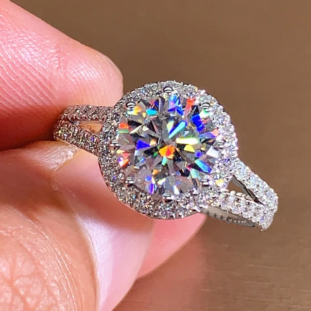 2025 Novidades Huitan Temperament Elegante Redondo Zircônia Cúbica Alianças de Casamento Anéis Femininos Acessórios Brilhantes Noivado Tendência_voghion.com