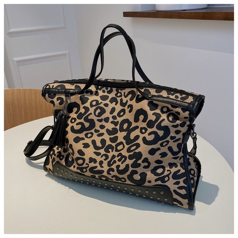 Handtaschen Große Kapazität im französischen Stil Damen 2023 Neue Tasche mit Leopardenmuster Einkaufstasche_voghion.com