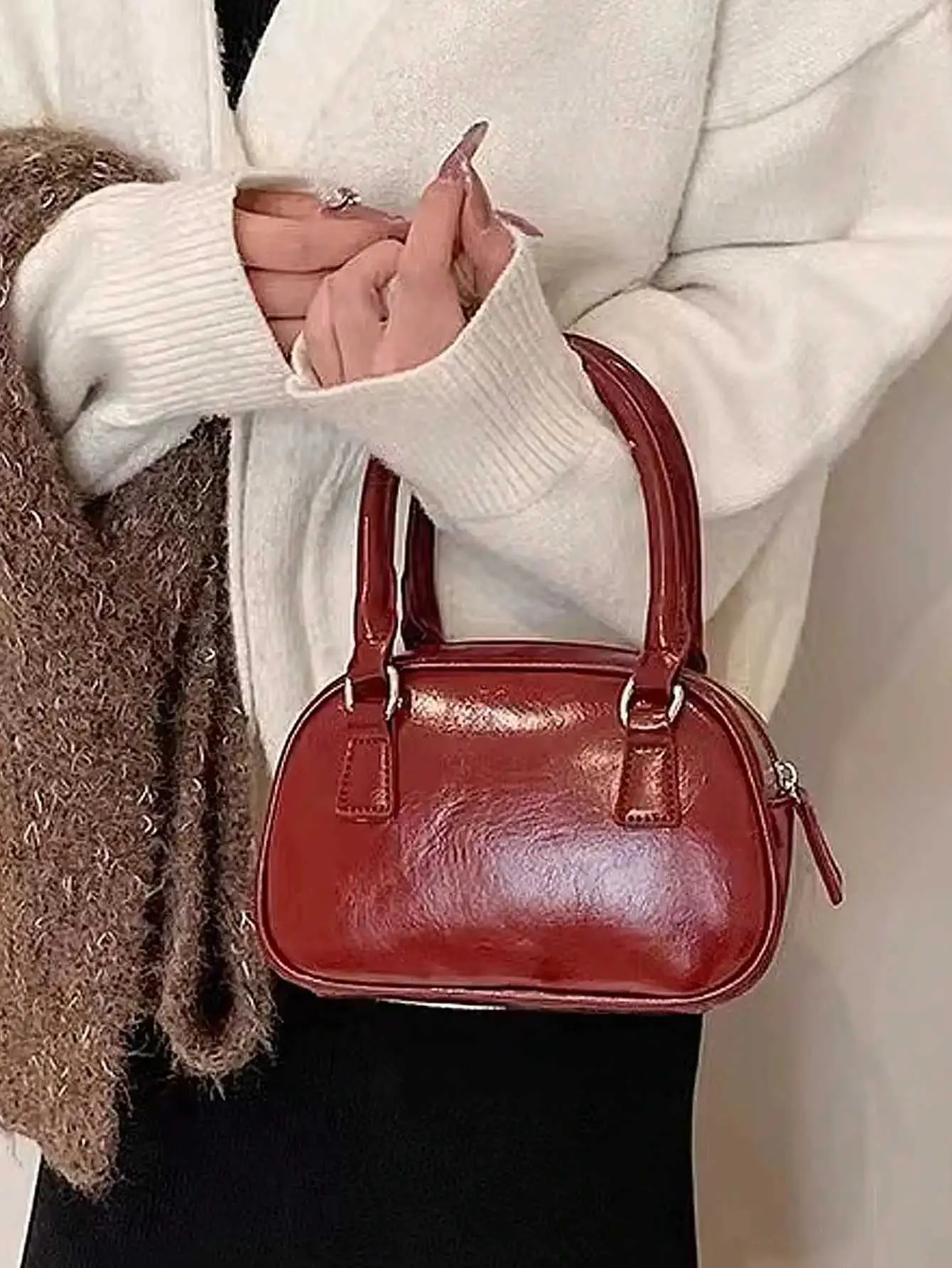 Borsa a tracolla rossa versatile da donna piccola borsa quadrata_voghion.com