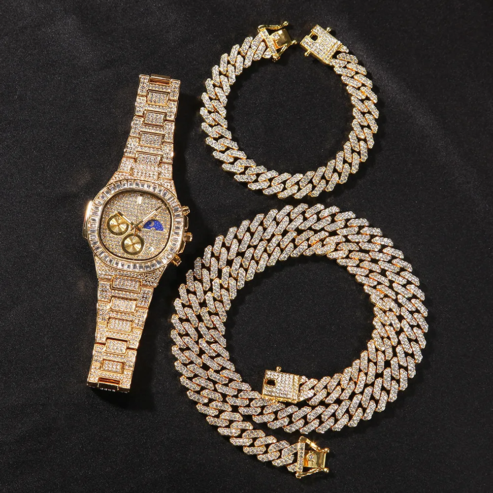 Set orologio bracciale e collana iced out da uomo finitura oro_voghion.com