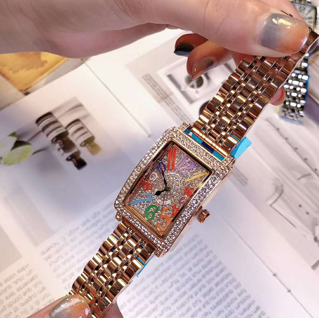 Mote trendy klokke i ny stil, diamantinnlagt digitalt rektangulært armbåndsur i stål_voghion.com