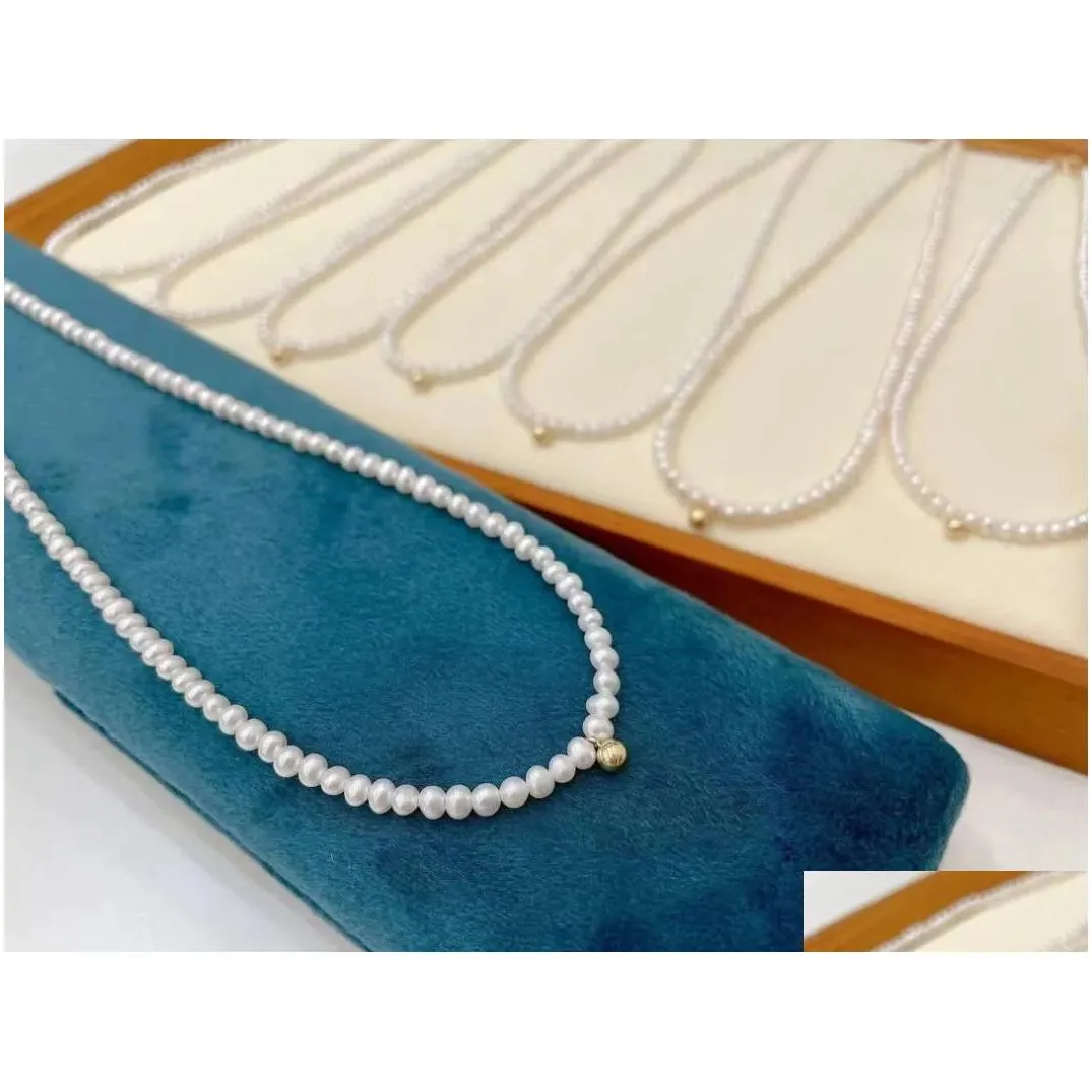 Elegante natuurlijke zoetwaterparelketting met ovale parels_voghion.com