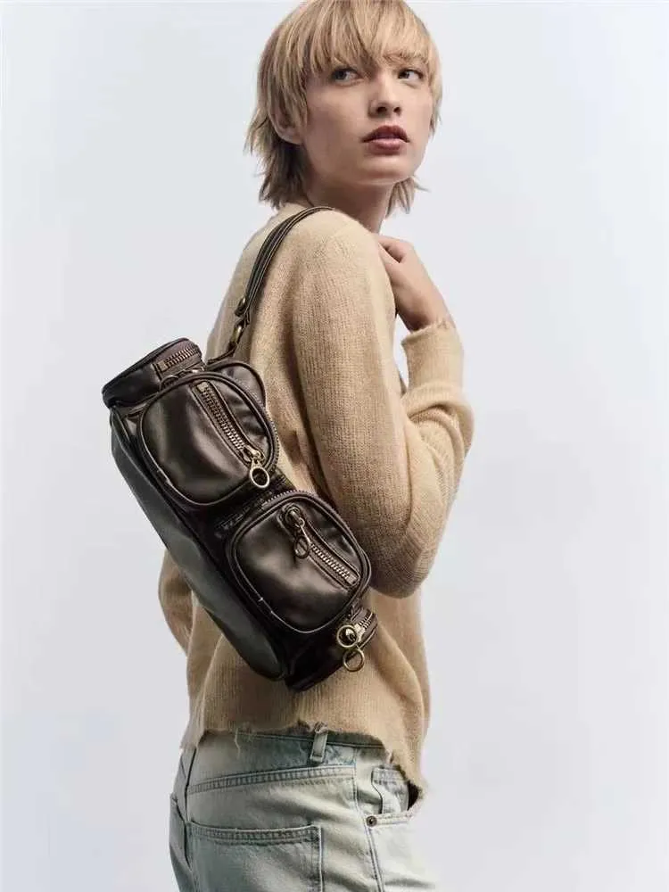 Punk Stilvolle Henkeltaschen für Frauen PU Unterarm Freizeit Achseltasche Shopping Schultertaschen Weibliche Mode Handtasche241216_voghion.com