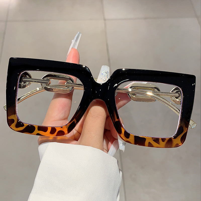 New Square Frame Chain Design With Anti Blue Light Glasses, Trendy And The Same Flat Lens_voghion.com