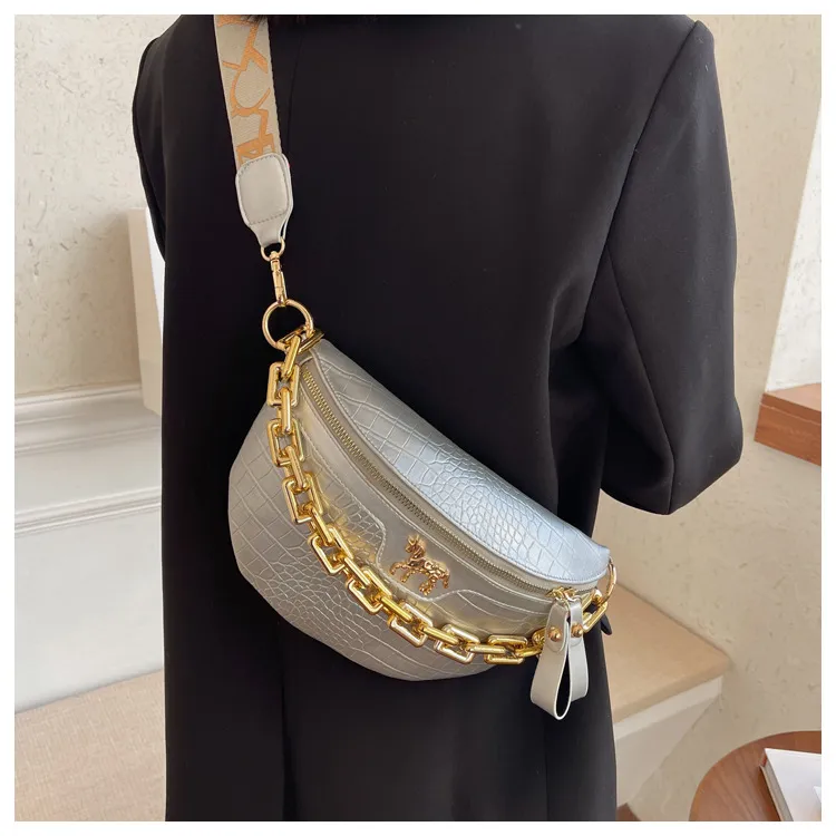 Thick Chain Women's Waist Fanny Pack Fashion Crossbody Chest Bags Female Belt Crocodile Shoulder Bag_voghion.com