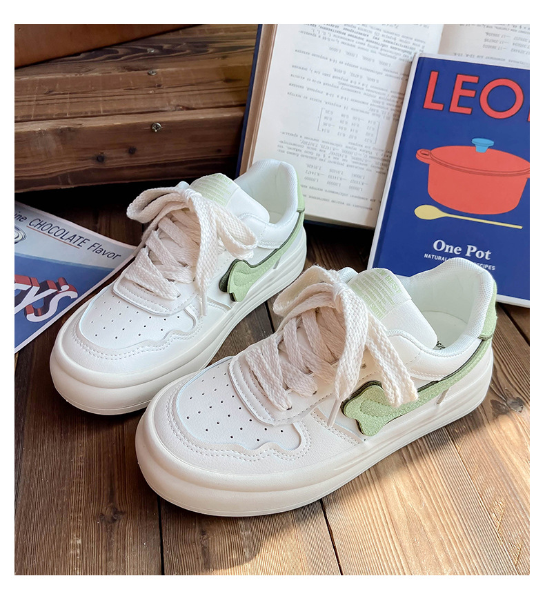 Baikuang 2024 Nuovo design unico per studenti con suola spessa casual piccolo bianco, scarpe da tavolo, tendenza Instagram femminile_voghion.com