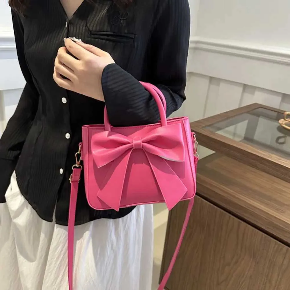 Damen Schultertasche Und Messenger Bag Aus Kunstleder Elegant_voghion.com