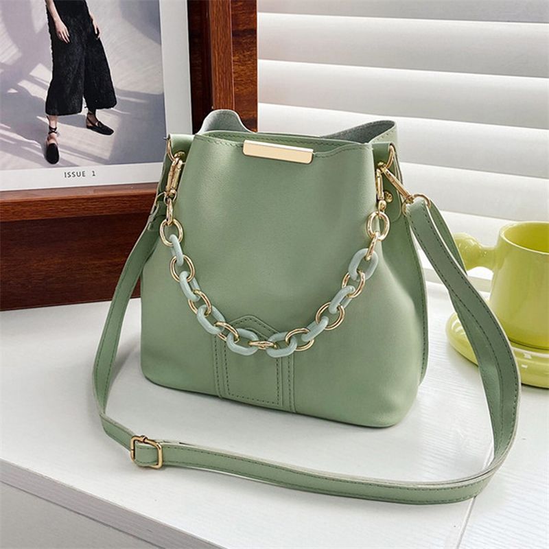 Retro Mode Einfache Nieuwe Textuur Grote Kapazität Dames Kette Tragbare Messenger Bucket Bag_voghion.com
