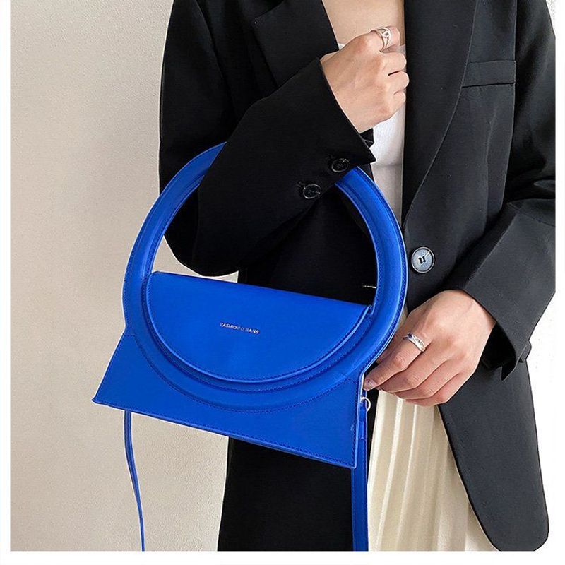 Guangzhou 2023 Neue Sommermode Duftender Wind Damen Lingge Kette Einzelne Schulter Umhängetasche Kleine Tasche_voghion.com