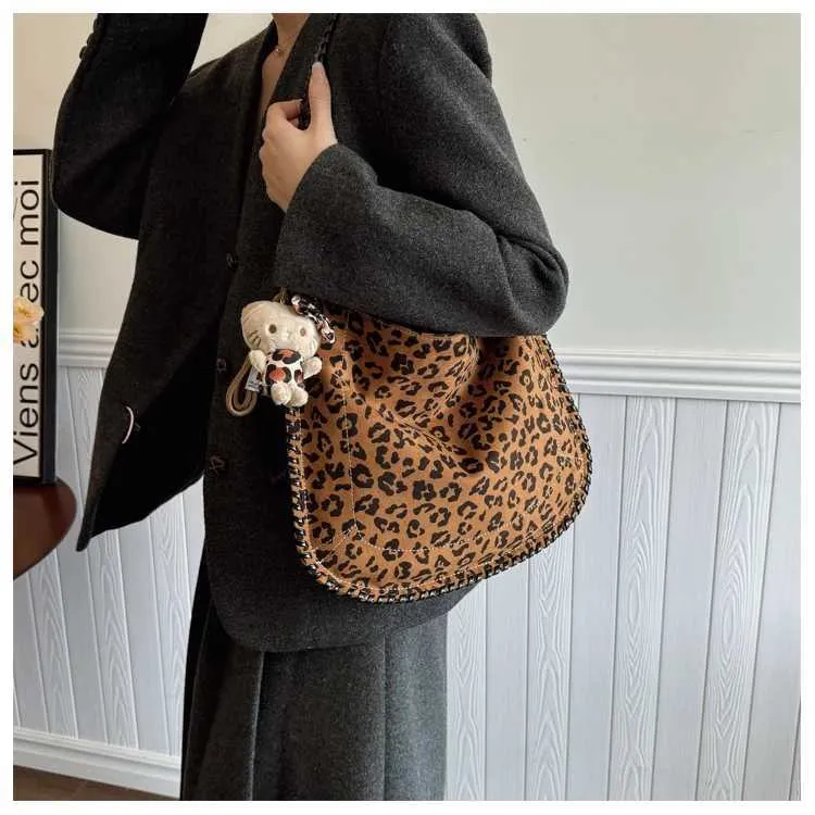 Leopard Print Shoulder Bag For Women Versatile Casual Daily Handbag_voghion.com