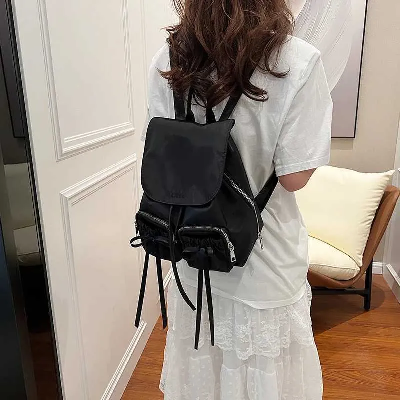 Bogen Design Frauen Kleine Nylon Rucksäcke 2024 Frühling Y2K Koreanische Mode Einfarbig Rucksack Dame Reise_voghion.com