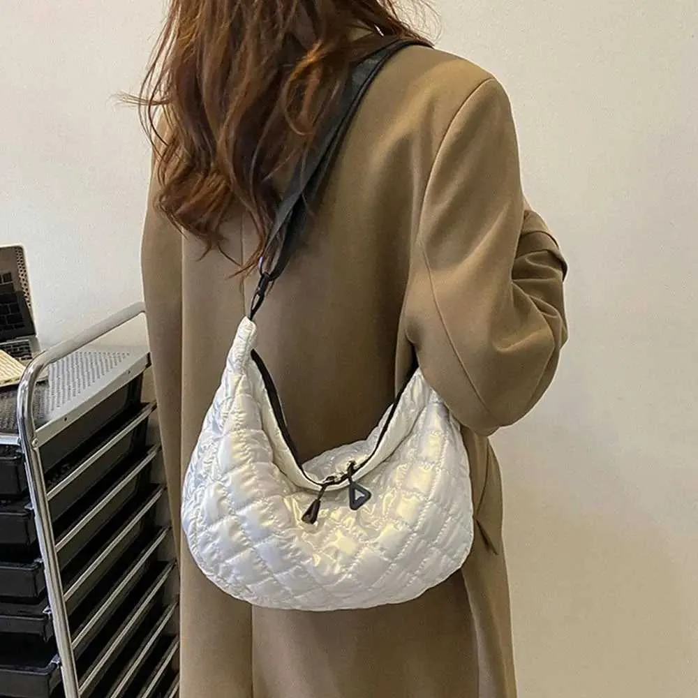 Borse a tracolla da donna di grande capacità, casual, da ascella, alla moda, in cotone imbottito, C241105_voghion.com