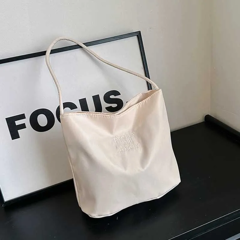 Trendy Shoulder Bag For Women Casual Handbag And Tote Bag Set_voghion.com