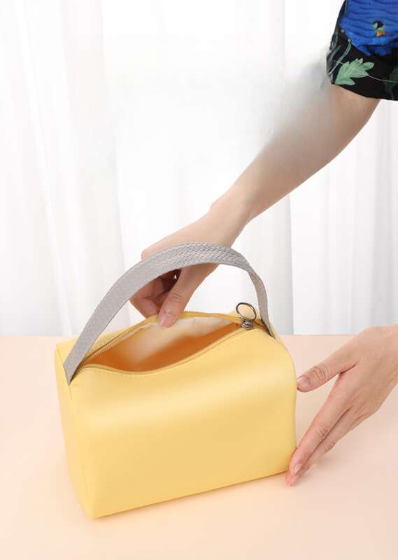 Tragbare Kosmetiktasche mit großem Fassungsvermögen für Damen, Instagram, fortschrittliches Reisezubehör, Kulturbeutel-Set_voghion.com