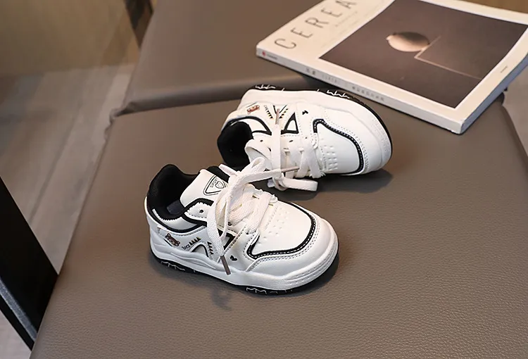 Baskets antidérapantes pour enfants, chaussures de sport mignonnes en forme d'ours, chaussures décontractées en cuir PU pour garçons et filles_voghion.com