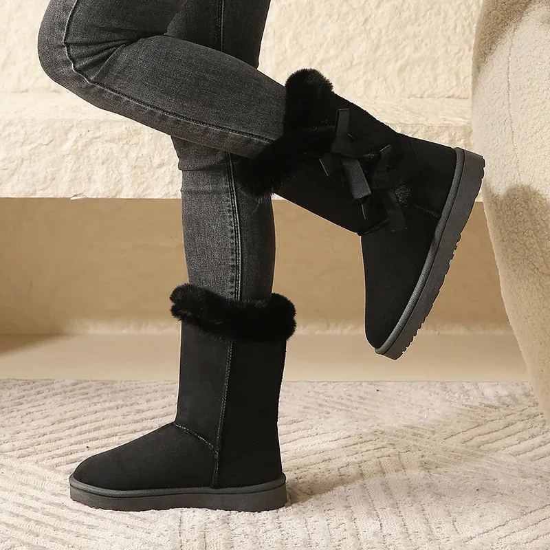 Botas femininas de camurça fofa neve fofa borboleta bico redondo quente outono sola grossa plataforma sapatos de algodão 241007_voghion.com