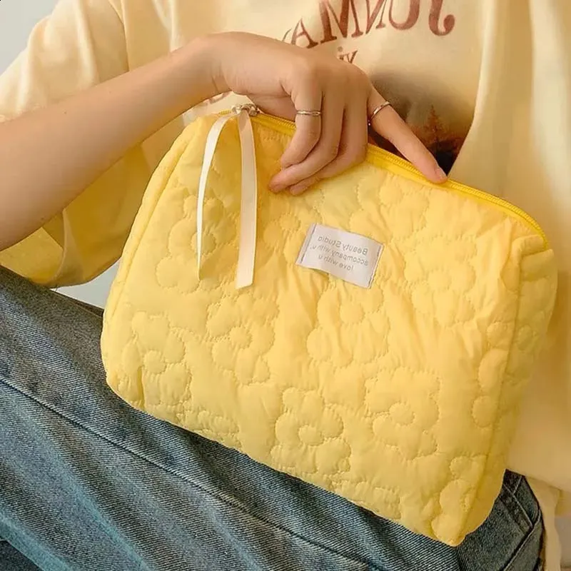 Niedliche Wer Bags Damen Make-up-Tasche mit großem Fassungsvermögen, wasserdicht, Toilettenartikel, Kosmetik-Organizer, Reise-Make-up-Waschtasche 240729_voghion.com