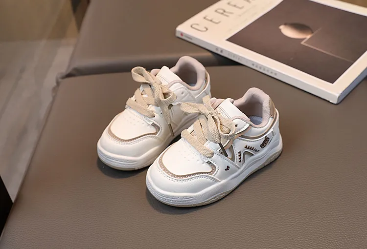 Baskets antidérapantes pour enfants, chaussures de sport mignonnes en forme d'ours, chaussures décontractées en cuir PU pour garçons et filles_voghion.com