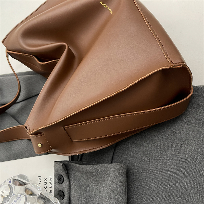 LEFTSIDE – sac à bandoulière en cuir pour femmes, grande capacité, tendance, sacs à main simples de styliste, 2023_voghion.com