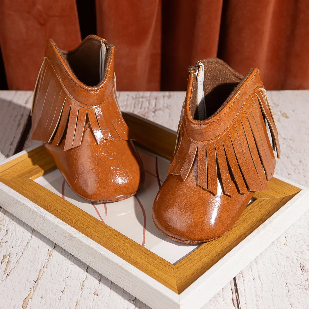 Botas de inverno para meninas com borla de couro PU para bebês, zíper lateral, sola macia, antiderrapante, quente, para primeiros passos_voghion.com