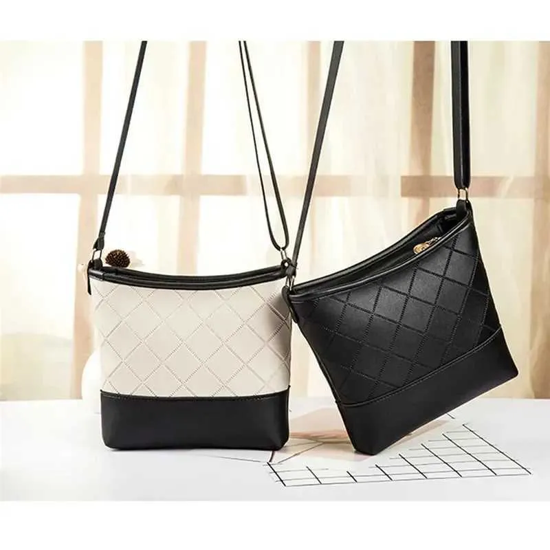 Piccola borsa a tracolla da donna borsa a spalla quadrata_voghion.com