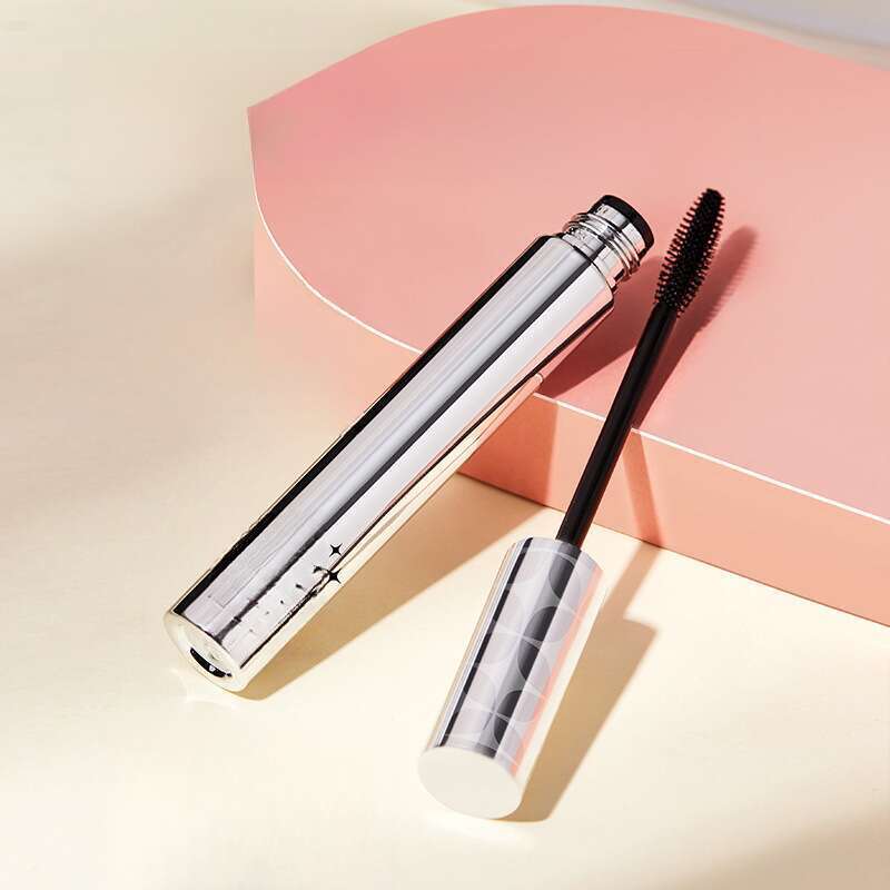 Natierlech schwaarz waasserdicht Mascara_voghion.com