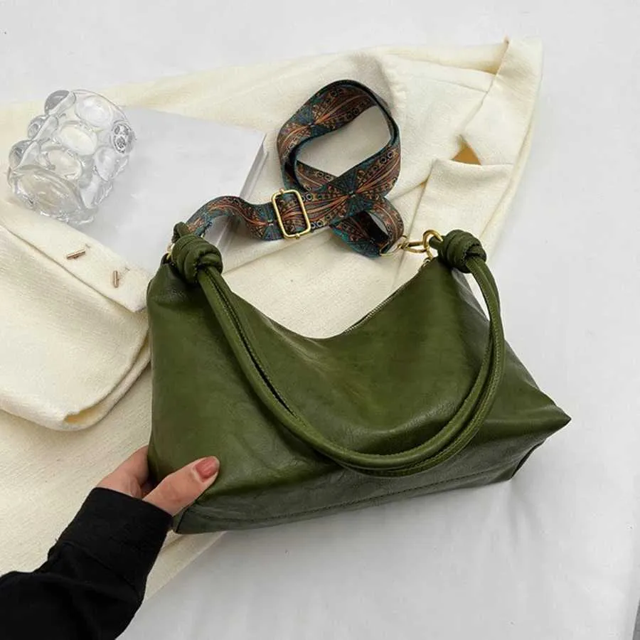 Borsa a tracolla da donna con texture in pelle morbida geometrica_voghion.com