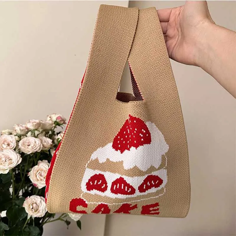 Sac à main tricoté à la main avec motif de fraises et poignet pour femme, sac à main décontracté et coloré, sac de courses réutilisable Y241106_voghion.com