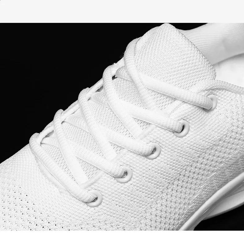 Breathable Lightweight Running Shoes For Men In White Casual Style_voghion.com