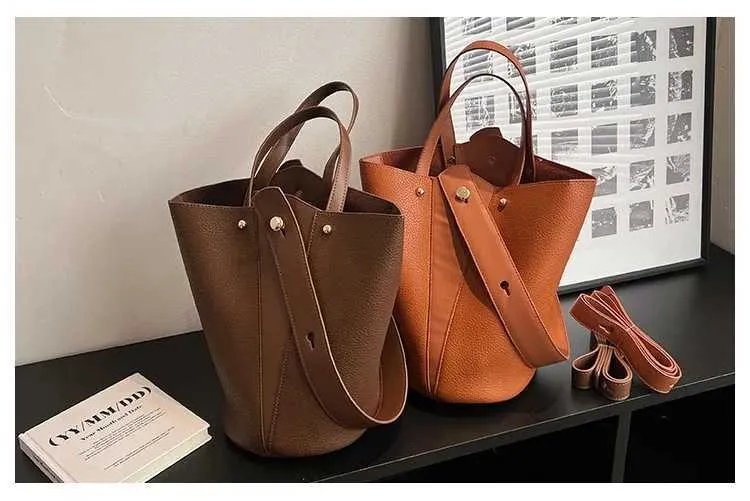 Borse da donna di marca di tendenza alla moda, borsa a secchiello solida per le donne 2023, borse a tracolla, tote C241103_voghion.com