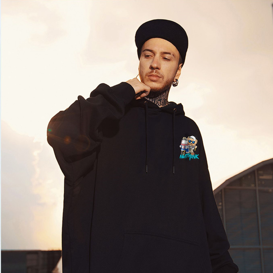 Sweat à capuche homme oversize coupe large style urbain hiver_voghion.com