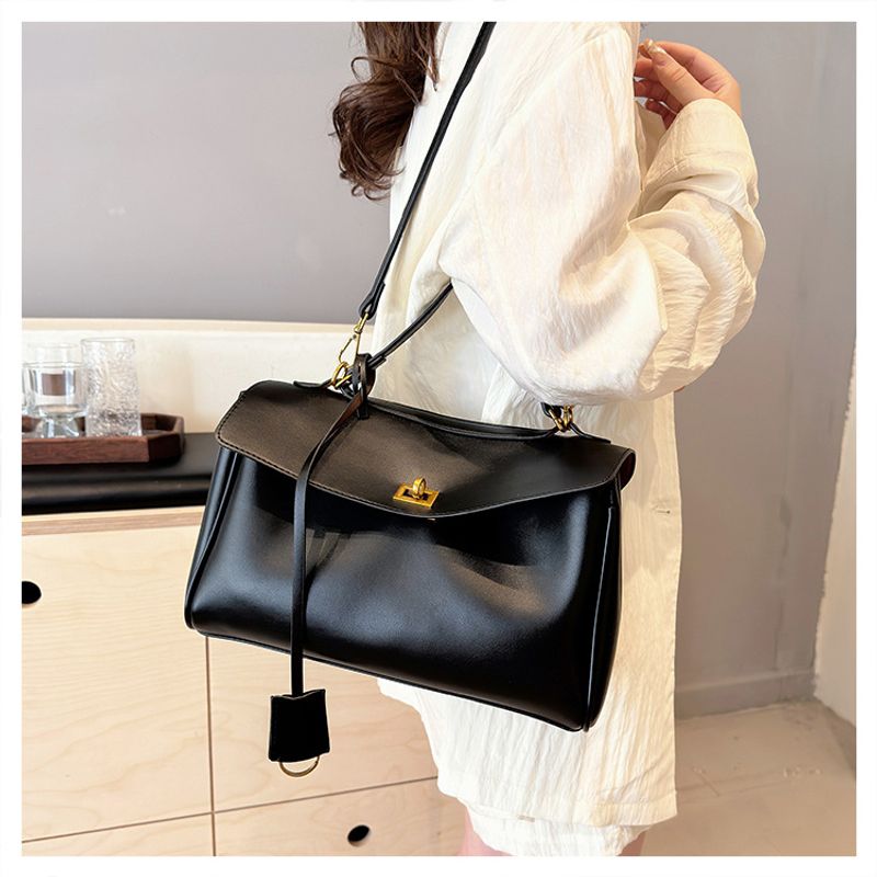 Handgehaltene Platintasche für Damen 2024 im neuen Stil koreanische Nischen-Unterarmtasche High-End-stiolle_voghion.com