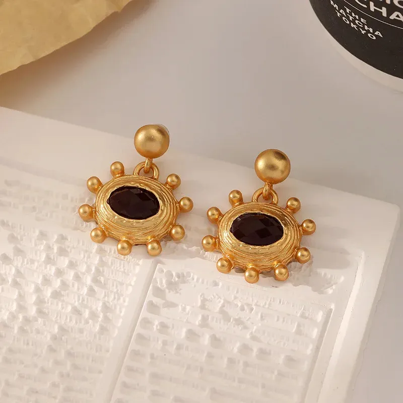 Boucles d'oreilles en forme d'étoile en métal de haute qualité pour femme, bijoux tendance, couleur or mat, style vintage, idée cadeau, 240618_voghion.com