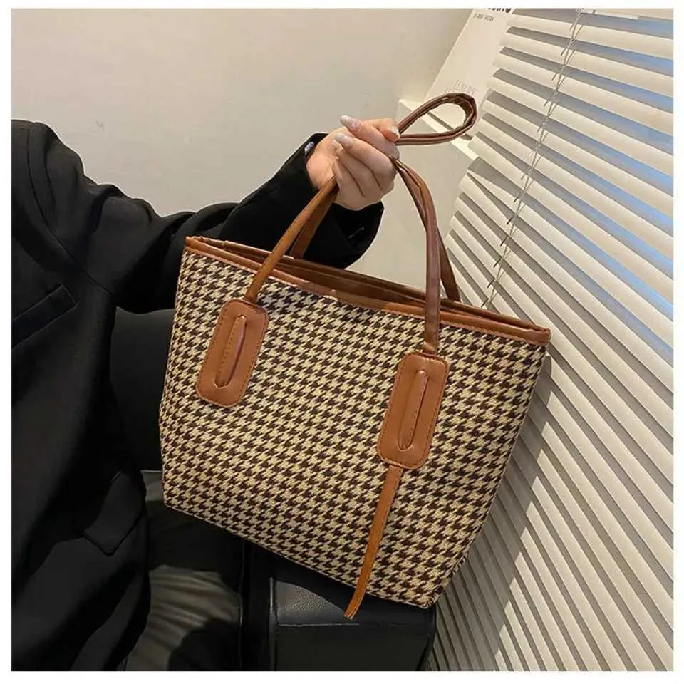 Womens Shoulder Bag And Tote Bag Large Capacity Grid Pattern Bag_voghion.com