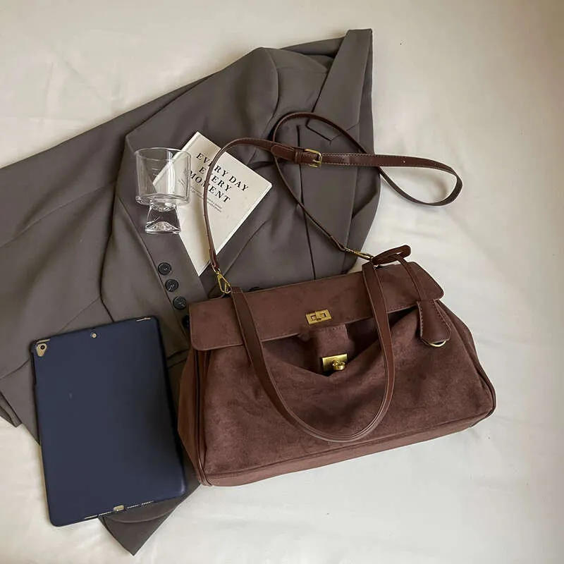 Herbst Winter Neue Frauen Wildleder Leder Tasche Schulter Handtasche Und Geldbörsen Designer Taschen Chic Mode Dame Trendy Satchel_voghion.com