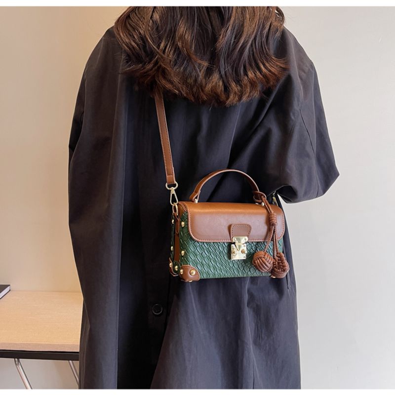 Beliebte für Damen, vielseitig, 2024, neue Mode, Schulter-Umhängetasche, Textur, tragbare small quadratische Tasche_voghion.com