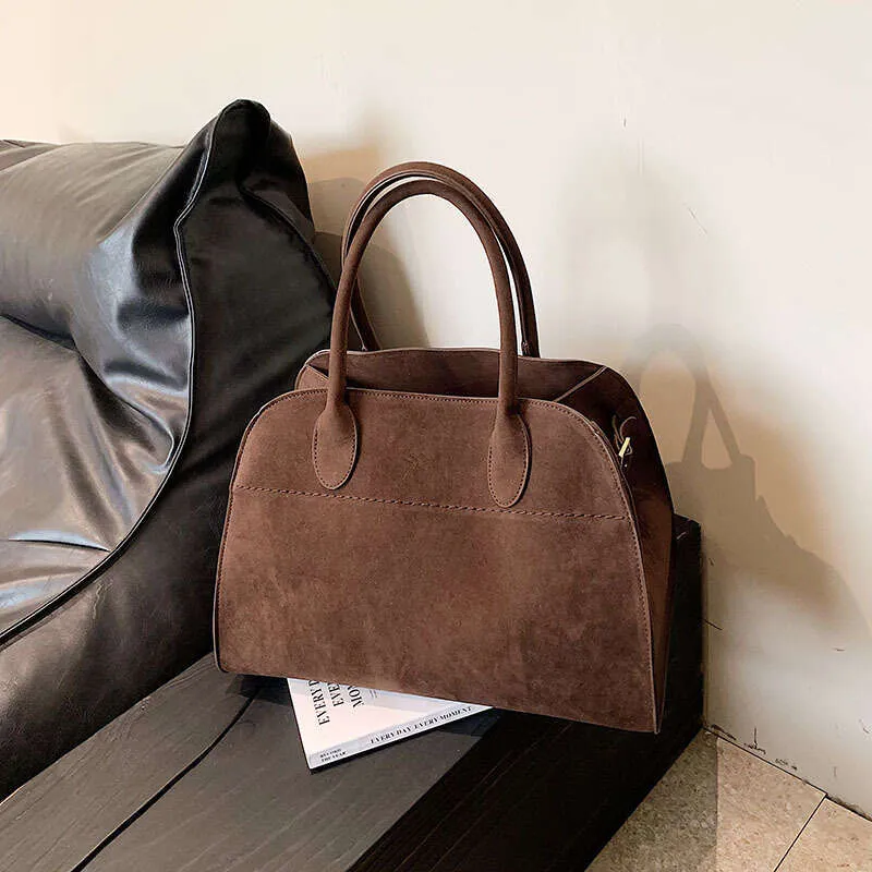 Ladies' Top-Handle Bag High-End Feel Niche Design Large Capacity Vintage Commute Handbag For Autumn/Winter Season_voghion.com