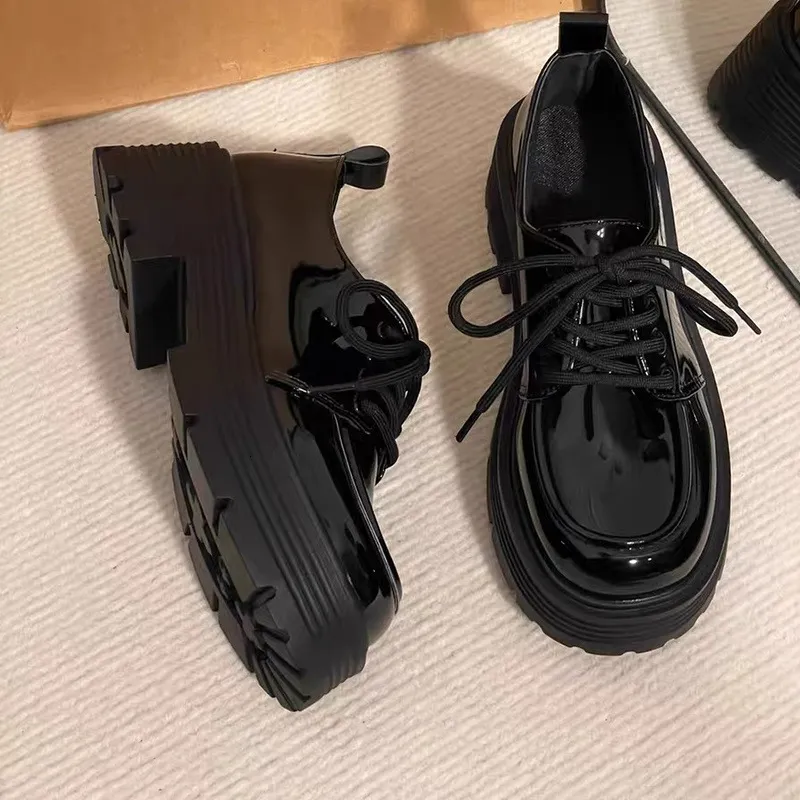 Melnas, biezas zoles, daudzpusīgas, mazas ādas kurpes sievietēm, 2024. gada pavasara un rudens sezonai, jaunas britu stila JK Le Fu_voghion.com