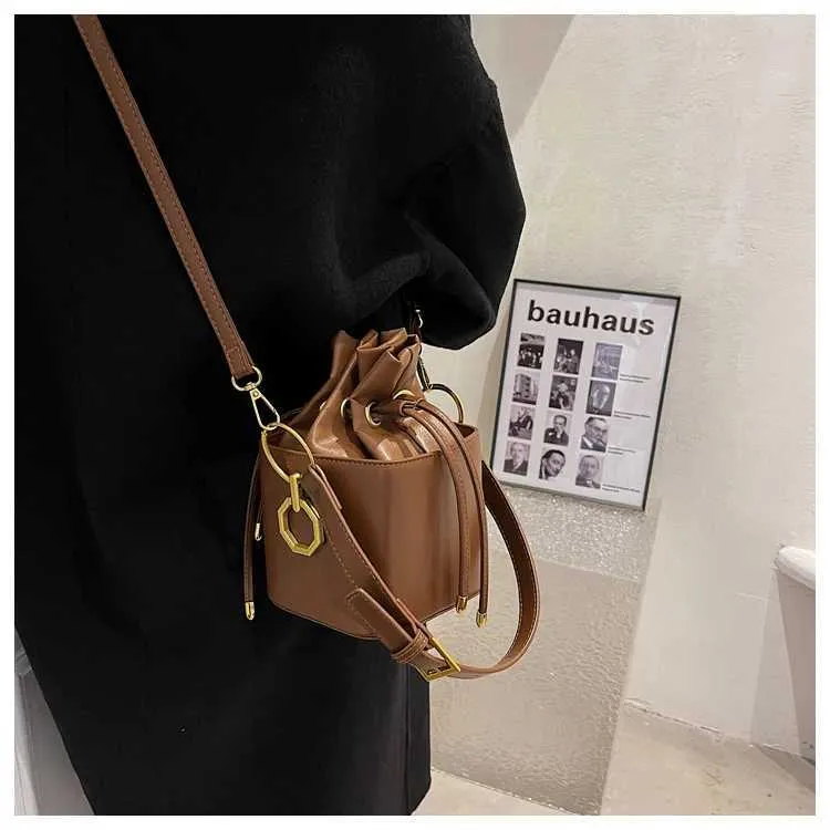 Vintage Mini Crossbody Bag For Women Solid Colour Fashion Handbag_voghion.com