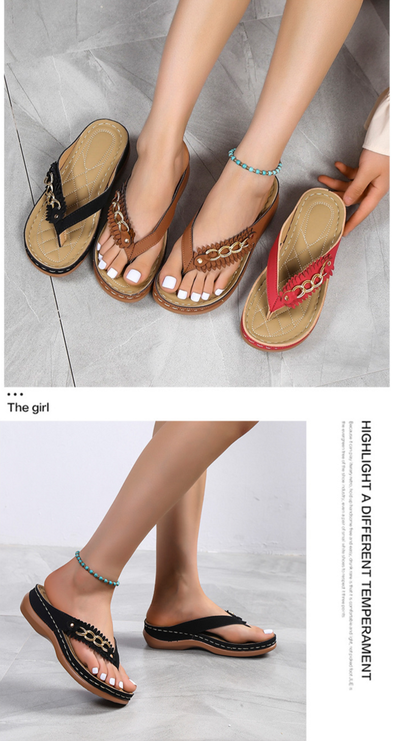 übergroße, dickbesohlte Fischgrät-Slipper für Damen mit Quasten, die außen schräge Absätze tragen und_voghion.com