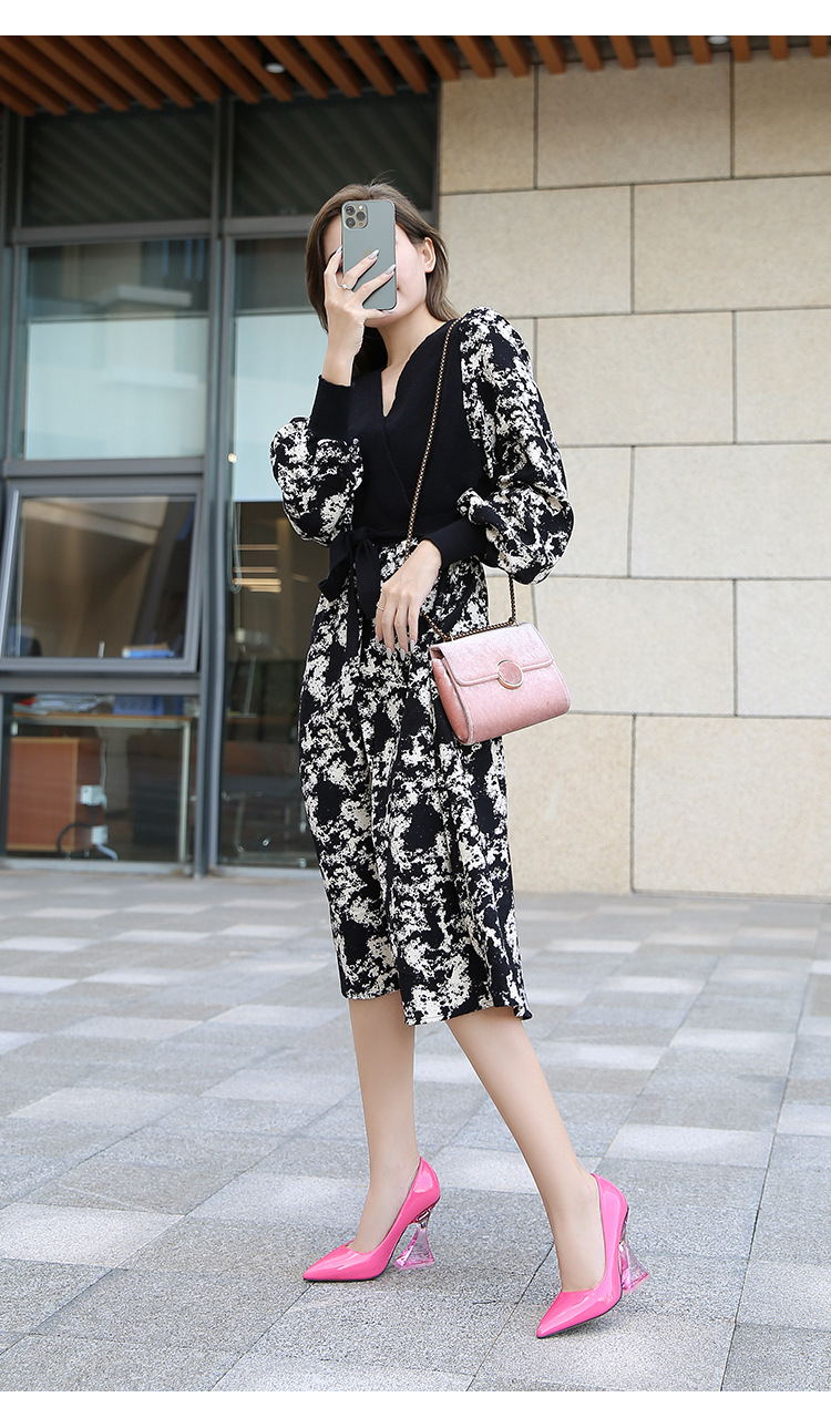 Cea mai recentă celebritate de pe internet din 2024, cu toc de cristal transparent, pantof supradimensionat cu toc înalt, gură superficială, stil cu guler alb de birou_voghion.com