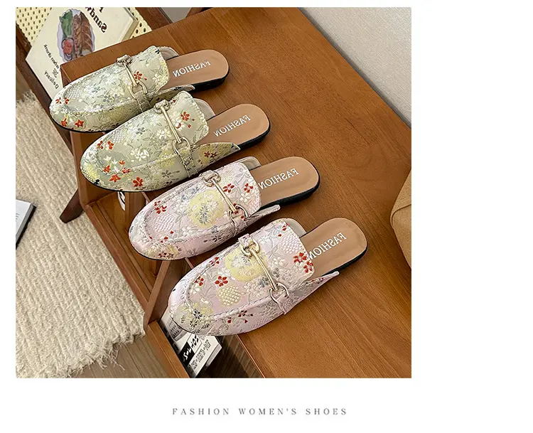 Embroidered Floral Flat Sandals For Women Versatile Half Slippers_voghion.com