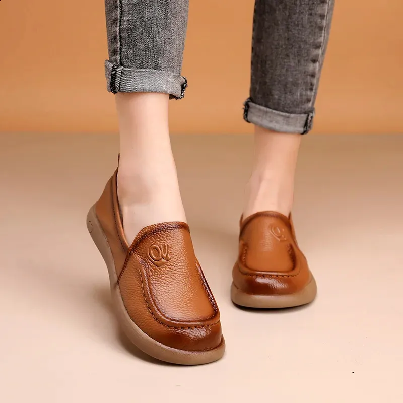 Comfortable Retro Brown Leather Flat Sandals For Women Daily_voghion.com